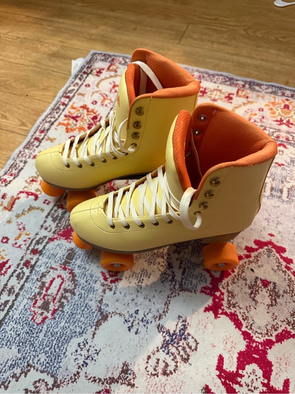 Women’s Impala Quad Skates in Buttercream with Orange Accents-sz W11